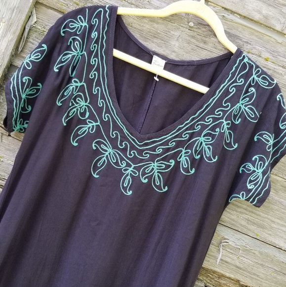 Boho Embroidery Black Maxi Hippie Dress - Picture 6 of 7